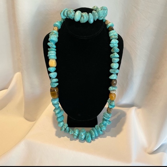 Chunky Boho Turquoise Nuggets Necklace & Bracelet Set - Picture 2 of 5